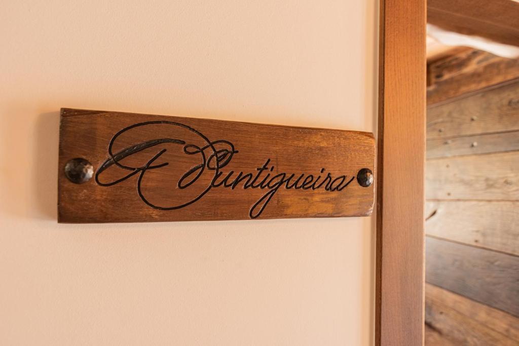 Apartamentos Rurales Casa Llongo Coana 외부 사진