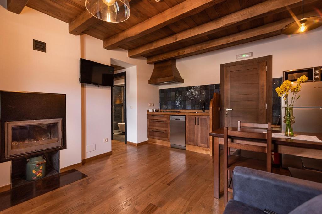 Apartamentos Rurales Casa Llongo Coana 외부 사진